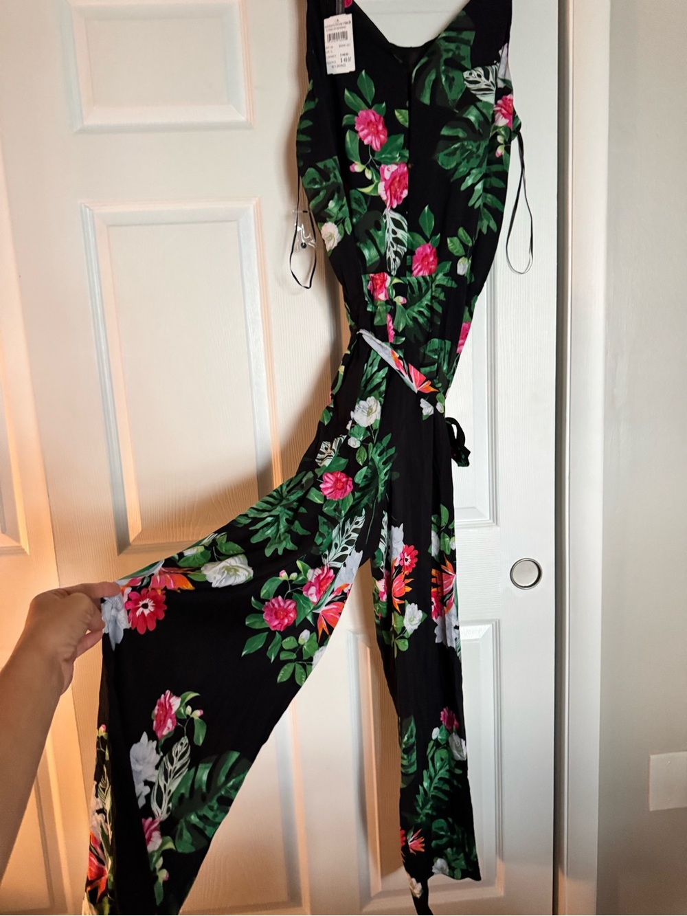 Vince Camuto Tropical Floral Belted Jumpsuit Women’s XL NWT - Picture 5 of 9